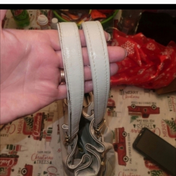 🍁🍂MICHAEL Michael Kors Off White Leather Large Edie Shoulder Bag - Picture 4 of 8